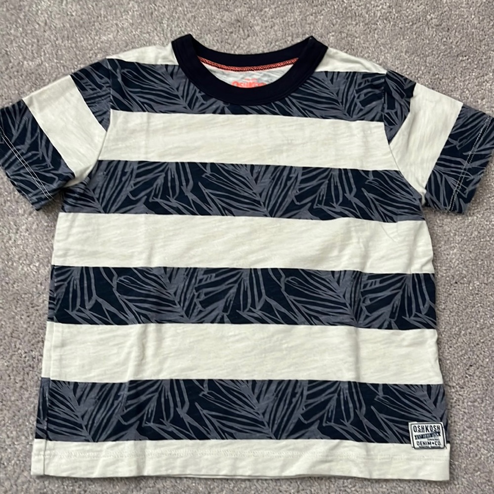 Palm Leaf Print T-Shirt